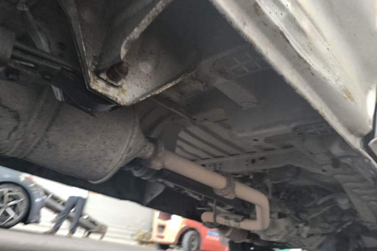 Used King Long Golden Way 2018 2.0L Van Series 4G20 Chassis Rear Right