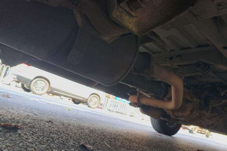 Used King Long Golden Way 2018 2.0L Van Series 4G20 Chassis Rear Right
