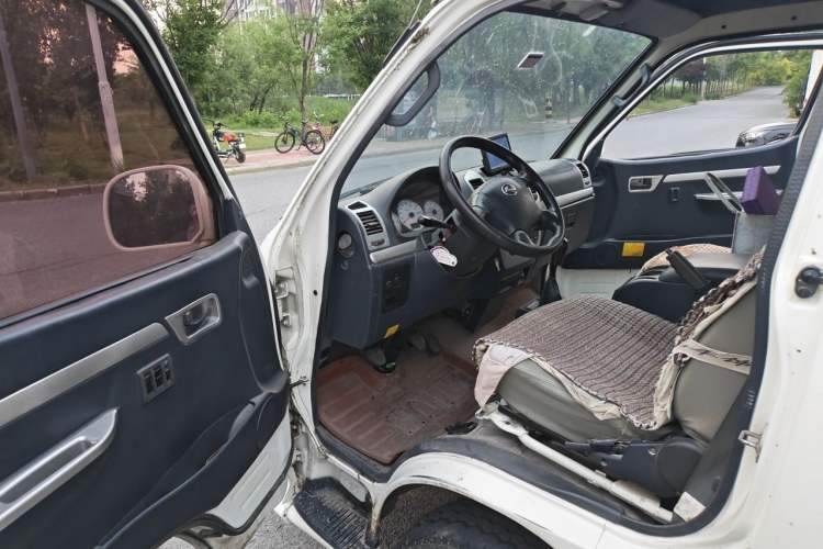 Used King Long Golden Way 2018 2.0L Van Series 4G20 Driver Seat