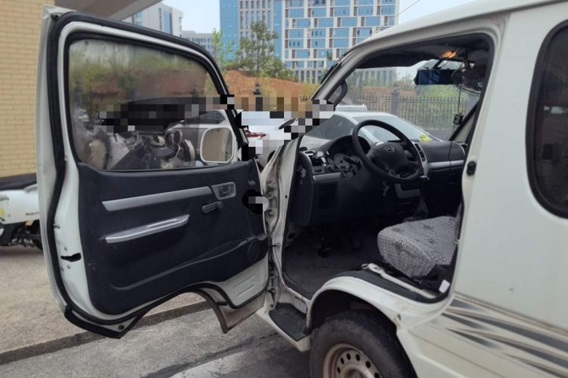 Used King Long Golden Way 2018 2.0L Business Series 4G20 Driver Seat