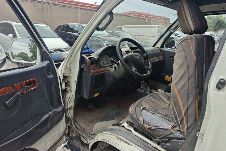 Used King Long Golden Way 2018 2.0L Van Series V20 Driver Seat