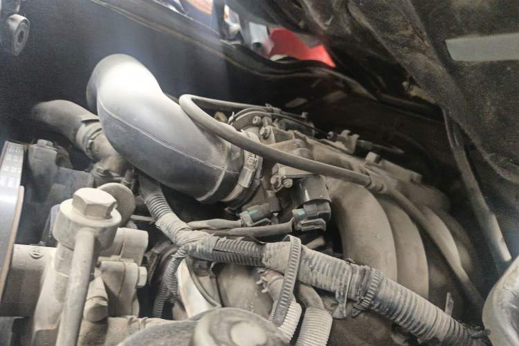 Used King Long Golden Way 2018 2.0L Van Series 4G20 Engine Bay