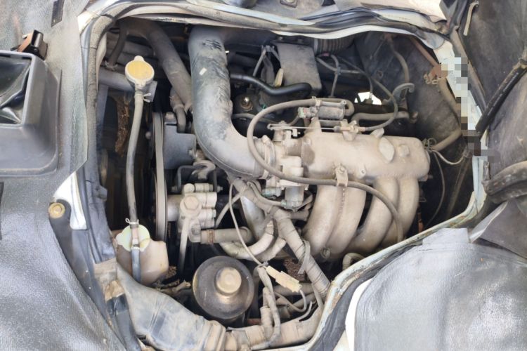 Used King Long Golden Way 2018 2.0L Van Series 4G20 Engine Bay