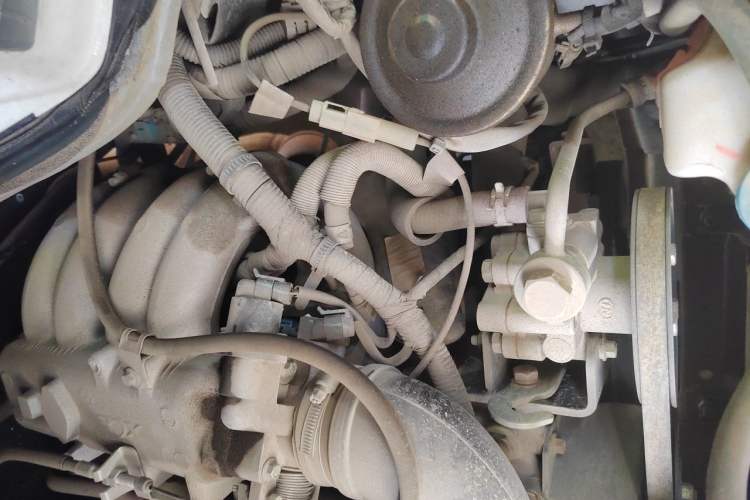 Used King Long Golden Way 2018 2.0L Van Series 4G20 Engine Bay Right