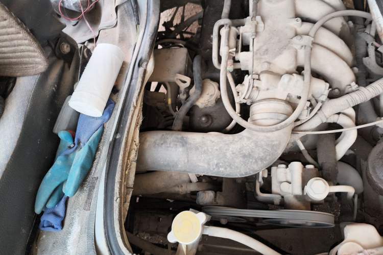 Used King Long Golden Way 2018 2.0L Business Series 4G20 Engine Bay Right