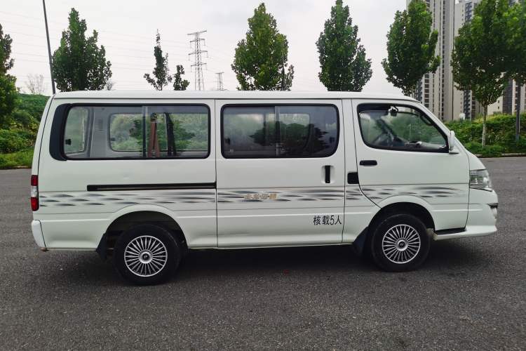 Used King Long Golden Way 2018 2.0L Business Series 4G20 Exterior 2