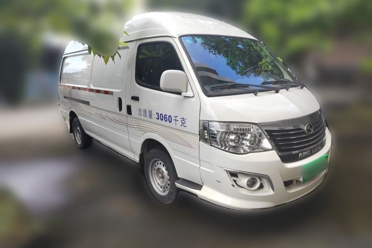Used King Long Golden Way 2018 2.0L Van Series 4G20 Front Right 45 Deg