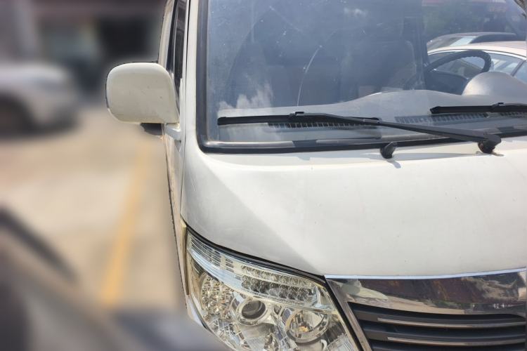 Used King Long Golden Way 2018 2.0L Van Series 4G20 Front Right 45 Deg