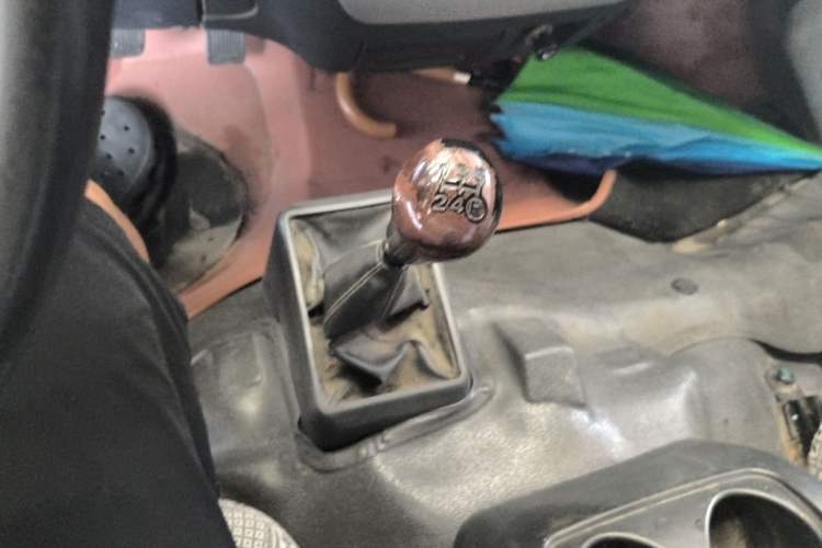 Used King Long Golden Way 2018 2.0L Van Series 4G20 Gear Lever
