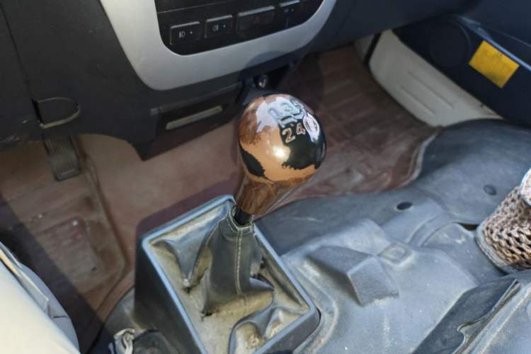 Used King Long Golden Way 2018 2.0L Van Series 4G20 Gear Lever