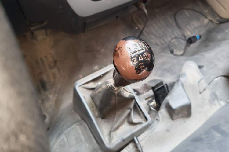 Used King Long Golden Way 2018 2.0L Business Series 4G20 Gear Lever