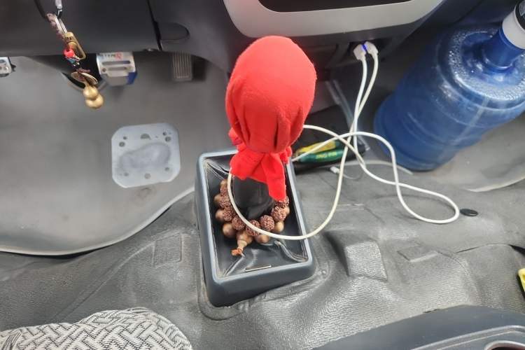 Used King Long Golden Way 2018 2.0L Van Series 4G20 Gear Lever