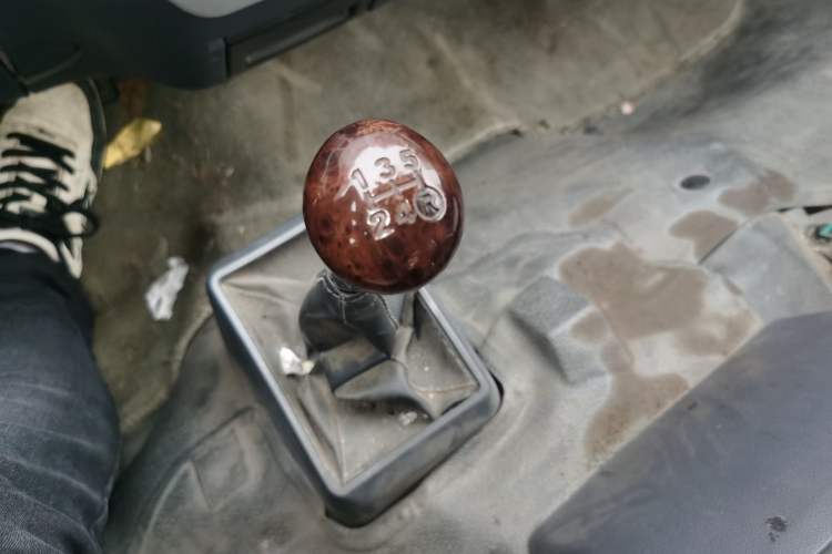 Used King Long Golden Way 2018 2.0L Business Series 4G20 Gear Lever