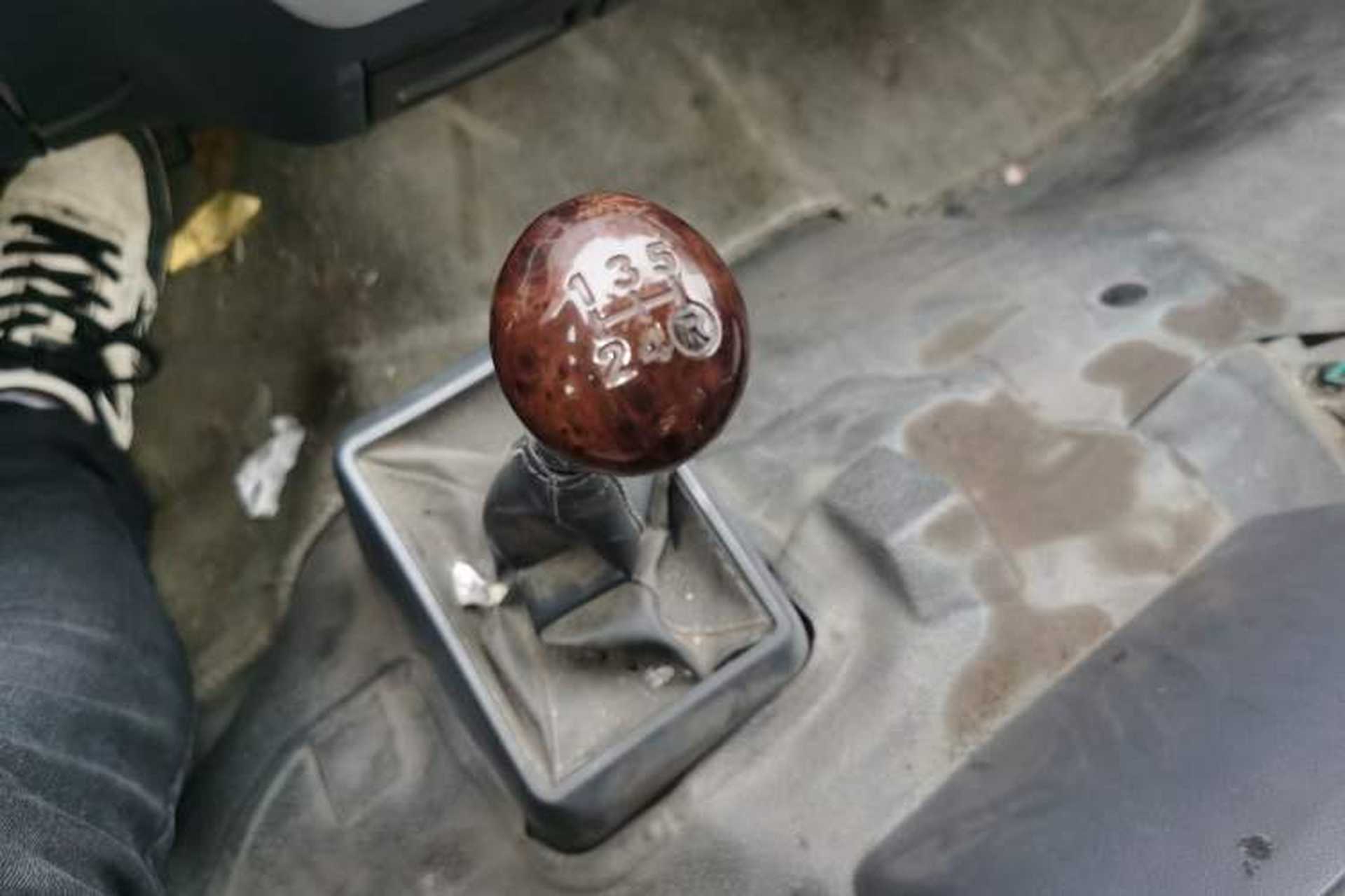 Used King Long Golden Way 2018 2.0L Business Series 4G20 Gear Lever