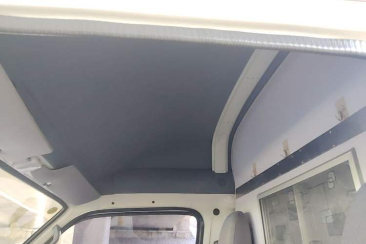 Used King Long Golden Way 2018 2.0L Van Series V20 Headliner