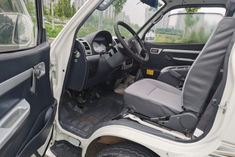 Used King Long Golden Way 2018 2.0L Business Series 4G20 Interior 1