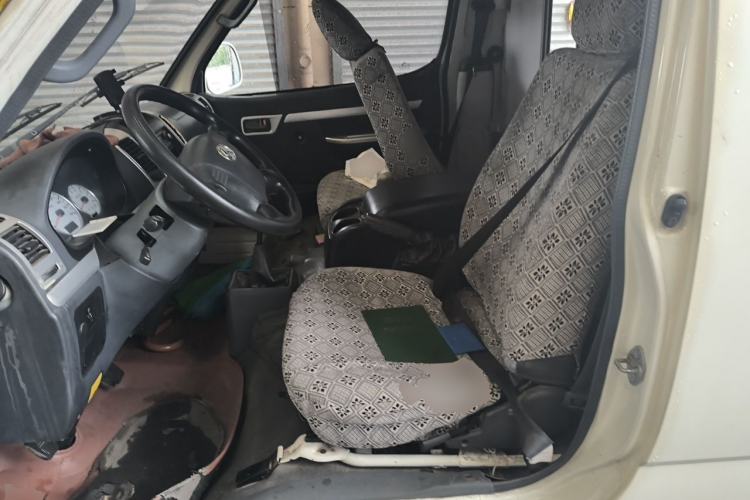 Used King Long Golden Way 2018 2.0L Van Series 4G20 Left Front Seat