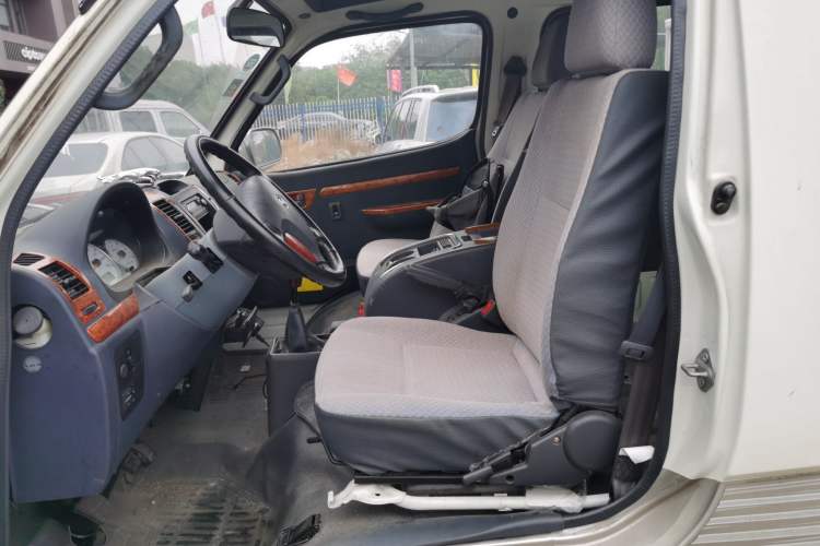 Used King Long Golden Way 2018 2.0L Business Series 4G20 Left Front Seat
