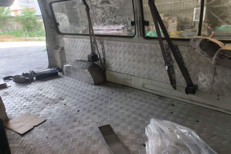 Used King Long Golden Way 2018 2.0L Business Series 4G20 Left Rear Seat
