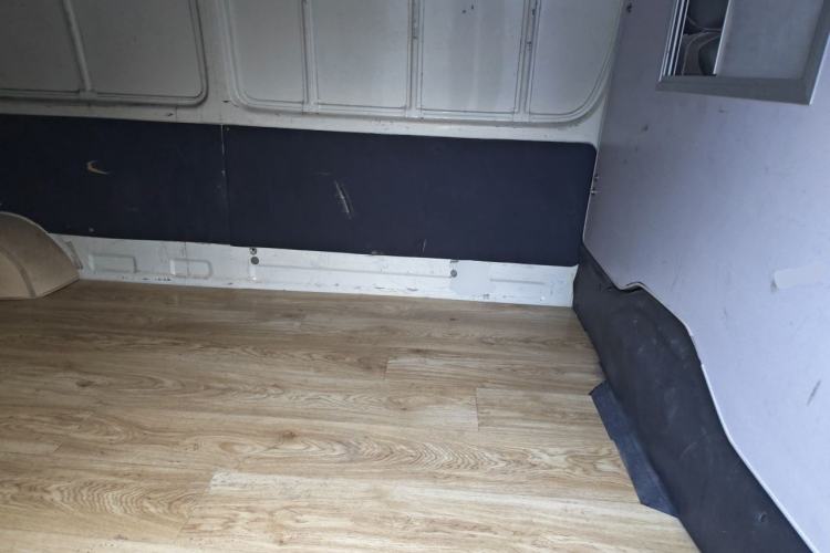 Used King Long Golden Way 2018 2.0L Van Series 4G20 Left Rear Seat
