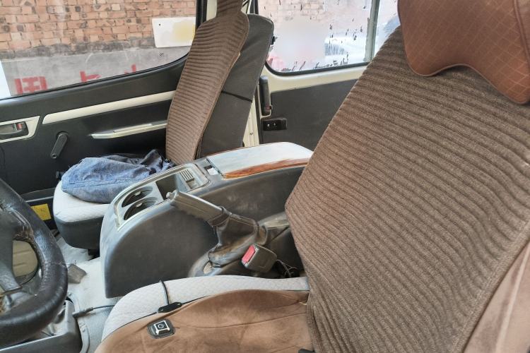 Used King Long Golden Way 2018 2.0L Business Series 4G20 Left Rear Seat