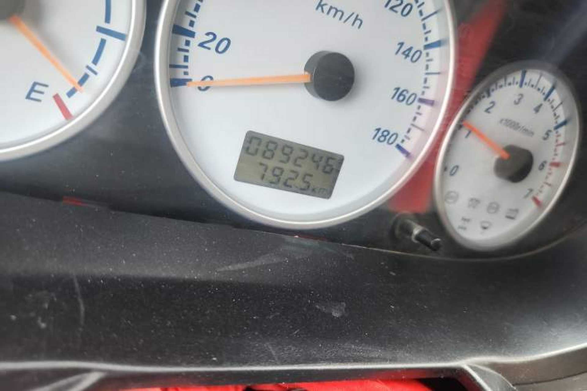 Used King Long Golden Way 2018 2.0L Van Series 4G20 Odometer Close Up