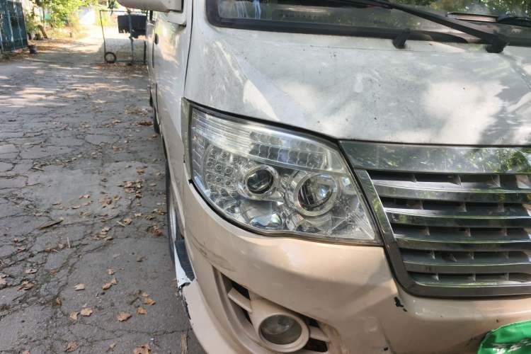 Used King Long Golden Way 2018 2.0L Business Series 4G20 Right Front Headlight
