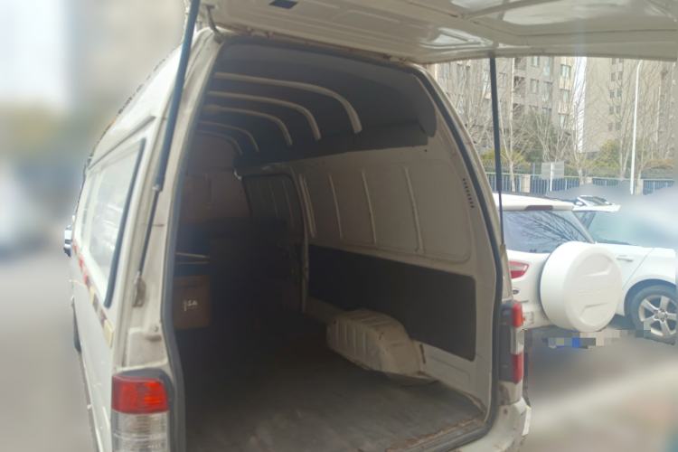 Used King Long Golden Way 2018 2.0L Van Series 4G20 Trunk