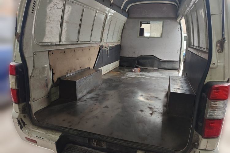 Used King Long Golden Way 2018 2.0L Van Series V20 Trunk