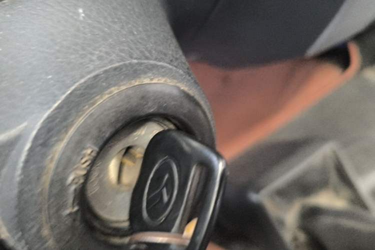 Used King Long Golden Way 2018 2.0L Van Series 4G20 Vehicle Key