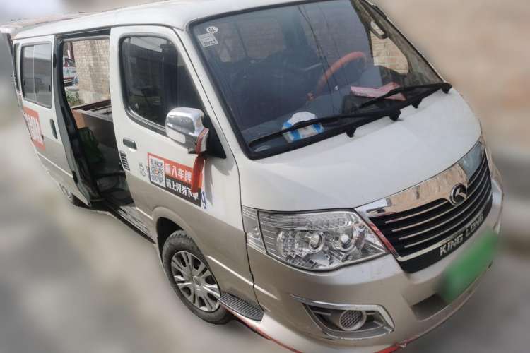 Used King Long Golden Way 2019 2.0L Van Series V20 Front Right 45 Deg