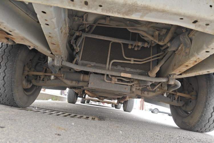 Used King Long Golden Way 2019 2.0L Van Series V20 Chassis Front