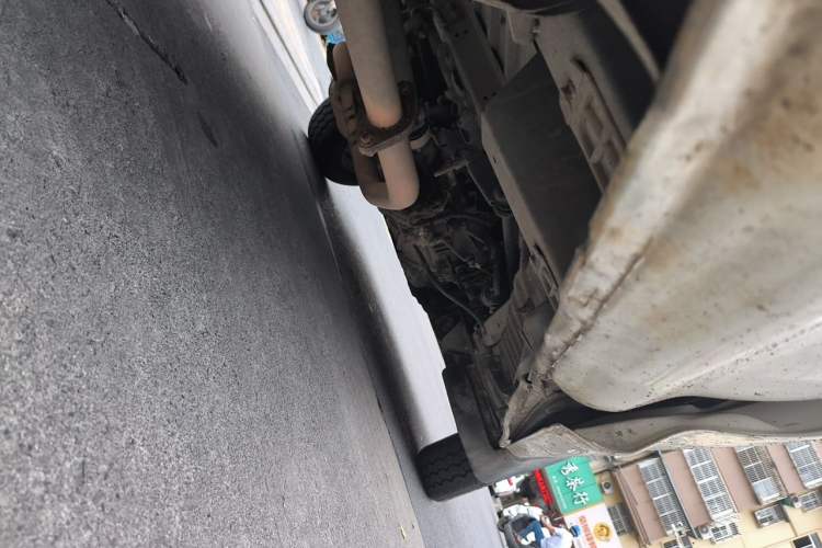 Used King Long Golden Way 2019 2.0L Van Series V20 Chassis Rear Right