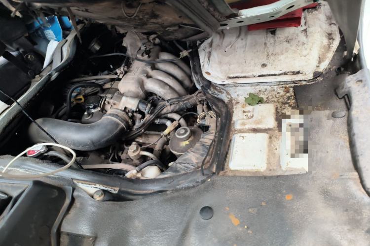 Used King Long Golden Way 2019 2.0L Van Series V20 Engine Bay