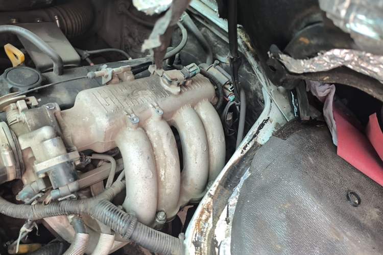 Used King Long Golden Way 2019 2.0L Van Series V20 Engine Bay Left
