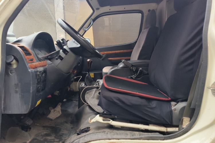 Used King Long Golden Way 2019 2.0L Van Series V20 Left Front Seat
