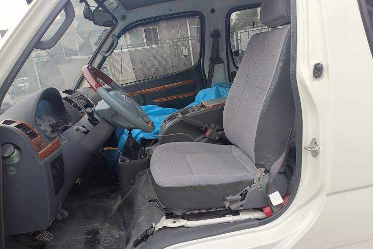 Used King Long Golden Way 2019 2.0L Business Series V20 Left Front Seat