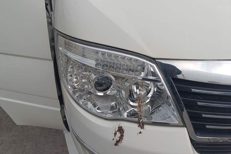 Used King Long Golden Way 2019 2.0L Business Series V20 Right Front Headlight