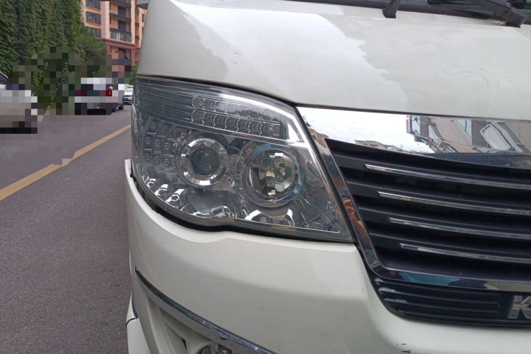 Used King Long Golden Way 2019 2.0L Van Series V20 Right Front Headlight