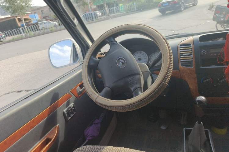 Used King Long Golden Way 2019 2.0L Van Series V20 Steering Wheel