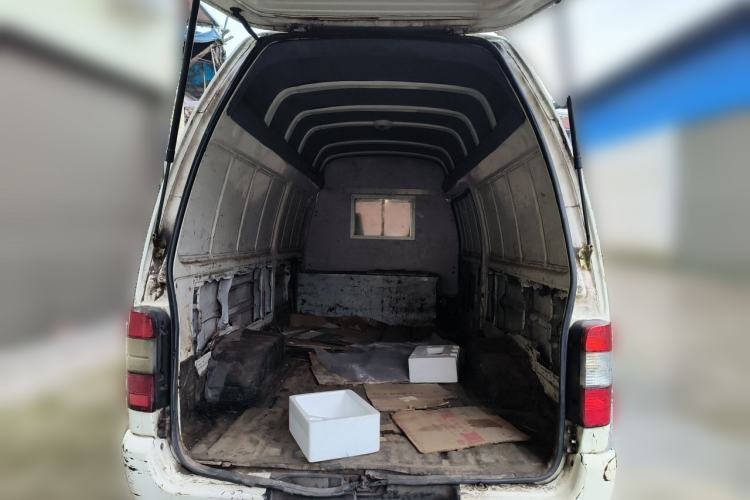 Used King Long Golden Way 2019 2.0L Van Series V20 Trunk