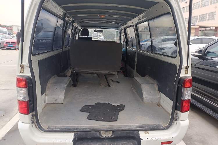 Used King Long Golden Way 2019 2.0L Business Series V20 Trunk