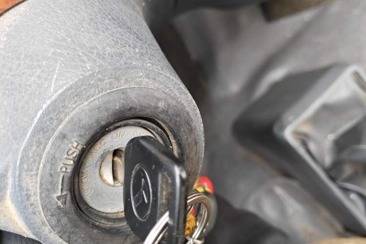Used King Long Golden Way 2019 2.0L Van Series V20 Vehicle Key
