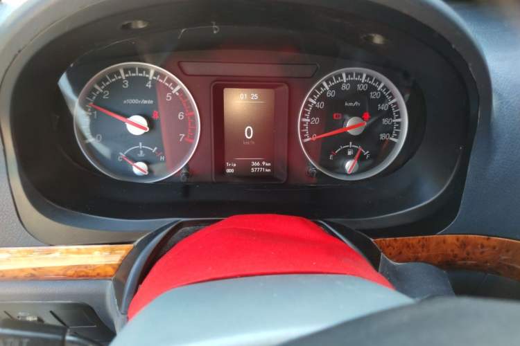 Used King Long Golden Way  Odometer Close Up