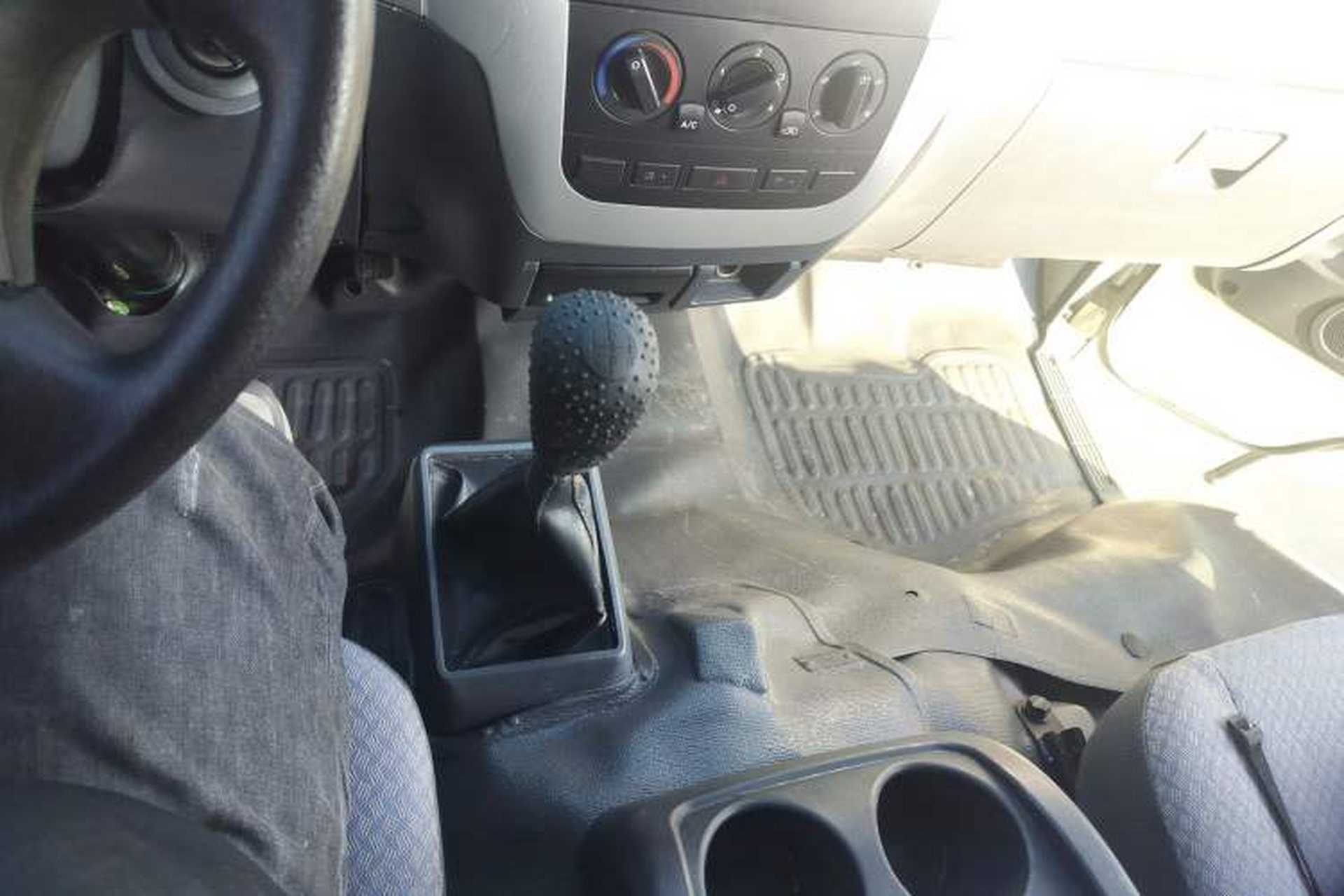 Used King Long Golden Way 2021 1.8L Joyway Van High Roof LJ4A18Q6 Gear Lever