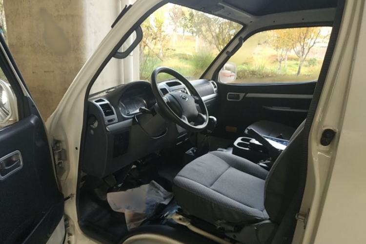 Used King Long Golden Way 2021 2.2L Jiemu Van High Roof V22H Interior 6