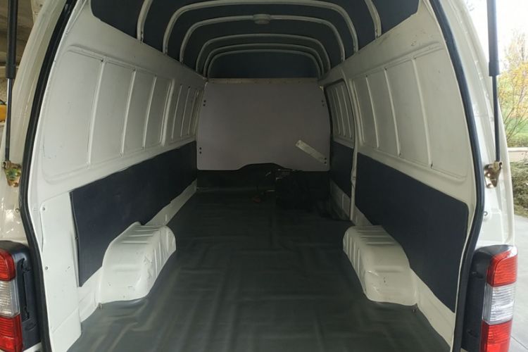 Used King Long Golden Way 2021 2.2L Jiemu Van High Roof V22H Interior 8