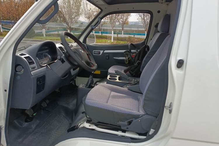Used King Long Golden Way 2021 2.2L Jiemu Van High Roof V22H Left Front Seat