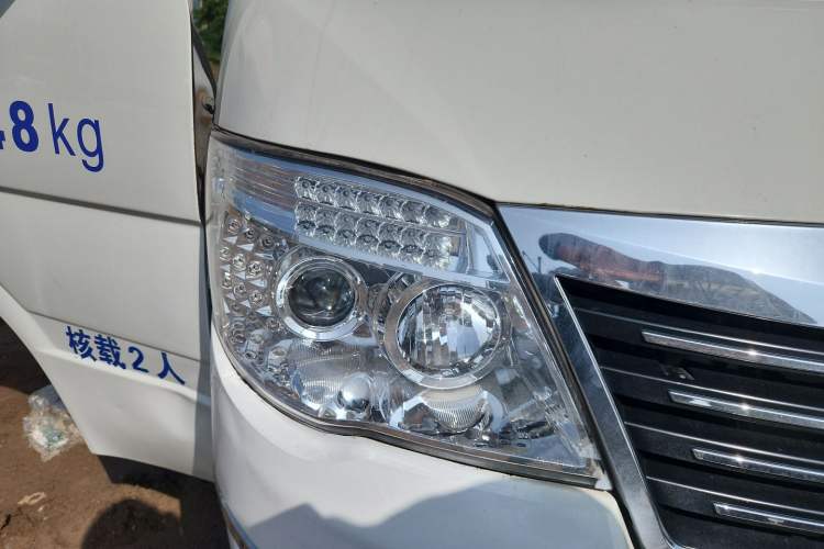 Used King Long Golden Way 2021 2.2L Jiemu Van Mid-Roof V22H Right Front Headlight