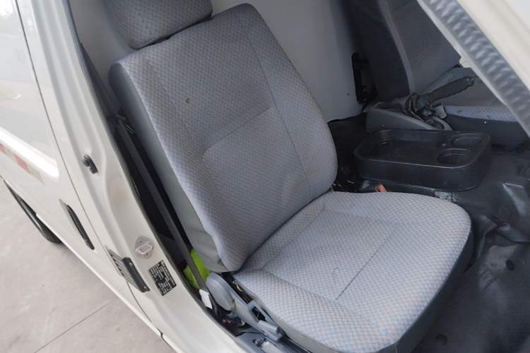 Used King Long Golden Way 2021 2.2L Jiemu Van High Roof V22H Right Front Seat